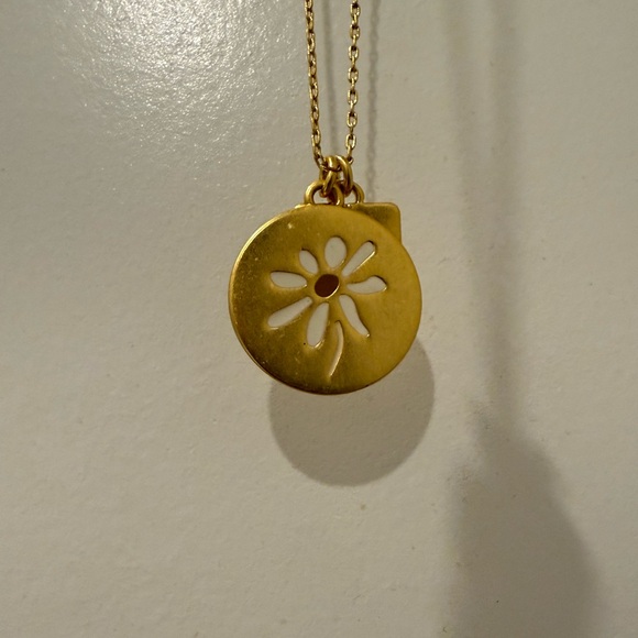 Madewell Gold Daisy Pendant Necklace - Picture 4 of 7